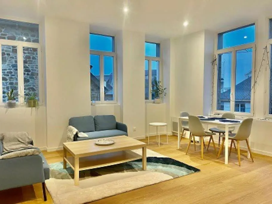 Grand Appart Renove Centre Ville Perros-Guirec 0*,  France