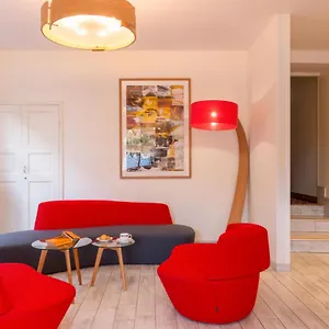 Отель De Perros, The Originals Boutique, Перро-Гирк